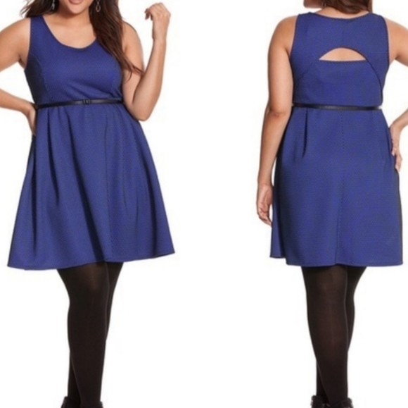 shopoctoberrose's tweet photo. So good I had to share! Check out all the items I'm loving on @Poshmarkapp #poshmark #fashion #style #shopmycloset #torrid #lanebryant: https://t.co/nmvZKsykqY https://t.co/DXVWqzBUOL