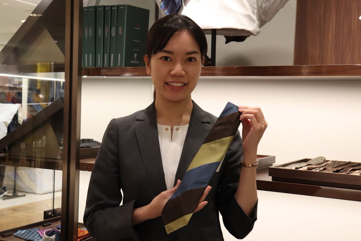 ট ইট র 日本橋三越本店 Mitsukoshi ノーネクタイの時代 それでもネクタイを着けてオシャレにきめたい Tie Your Tie タイ ユア タイ の代名詞ともいえる中芯のない7つ折りのネクタイで かっこよく着こなしてみてはいかがですか 色や柄も数多くご用意