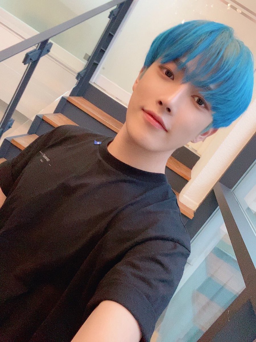 ATEEZofficial's tweet photo. [#홍중] 많이 보고 싶다 에이티니⭐
#ATEEZ #에이티즈 https://t.co/OaeWvGnbvA