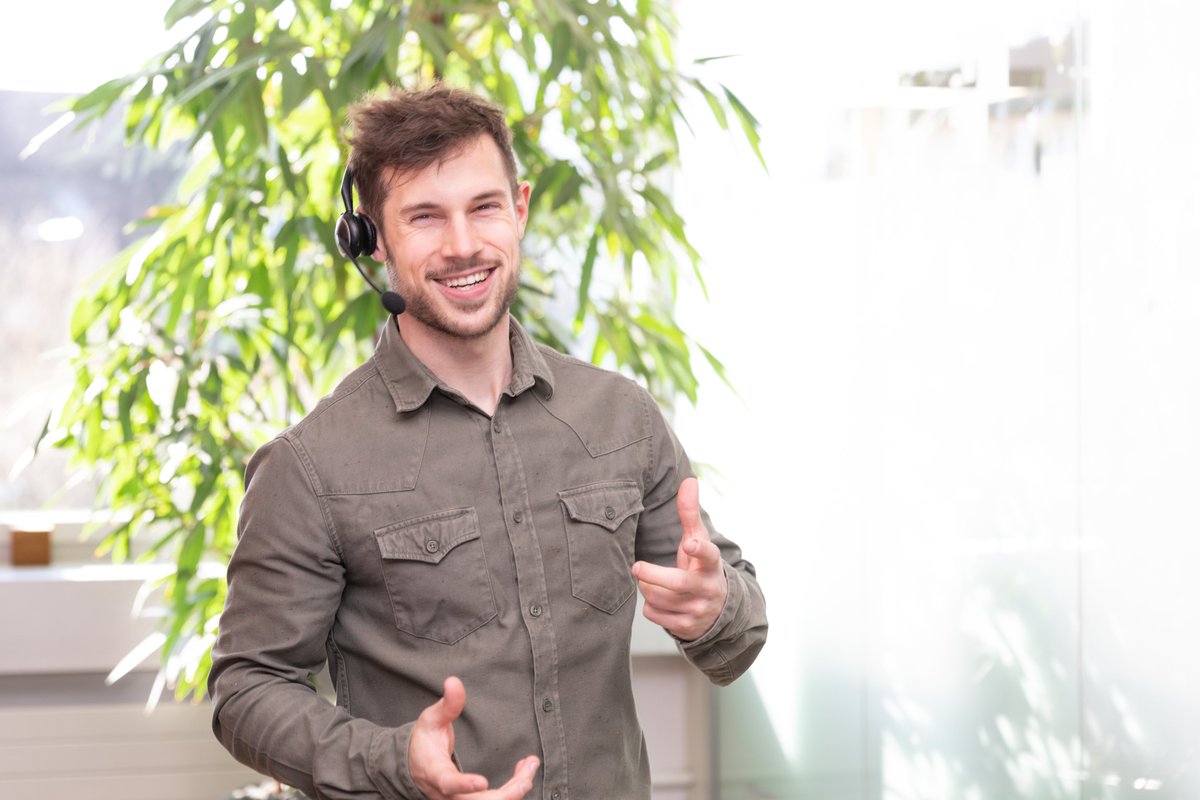 internezzoag's tweet photo. Du suchst eine neue Herausforderung?
Unser Team für Kunden-Support und Projektleitung sucht Unterstützung. Alle Infos zum Job findest du unter https://t.co/J6VCzvzMap

Wir freuen uns, von dir zu hören.

#job #Kundensupport #Projektleiterin #Webprojekt https://t.co/y6Qgd8dRiY