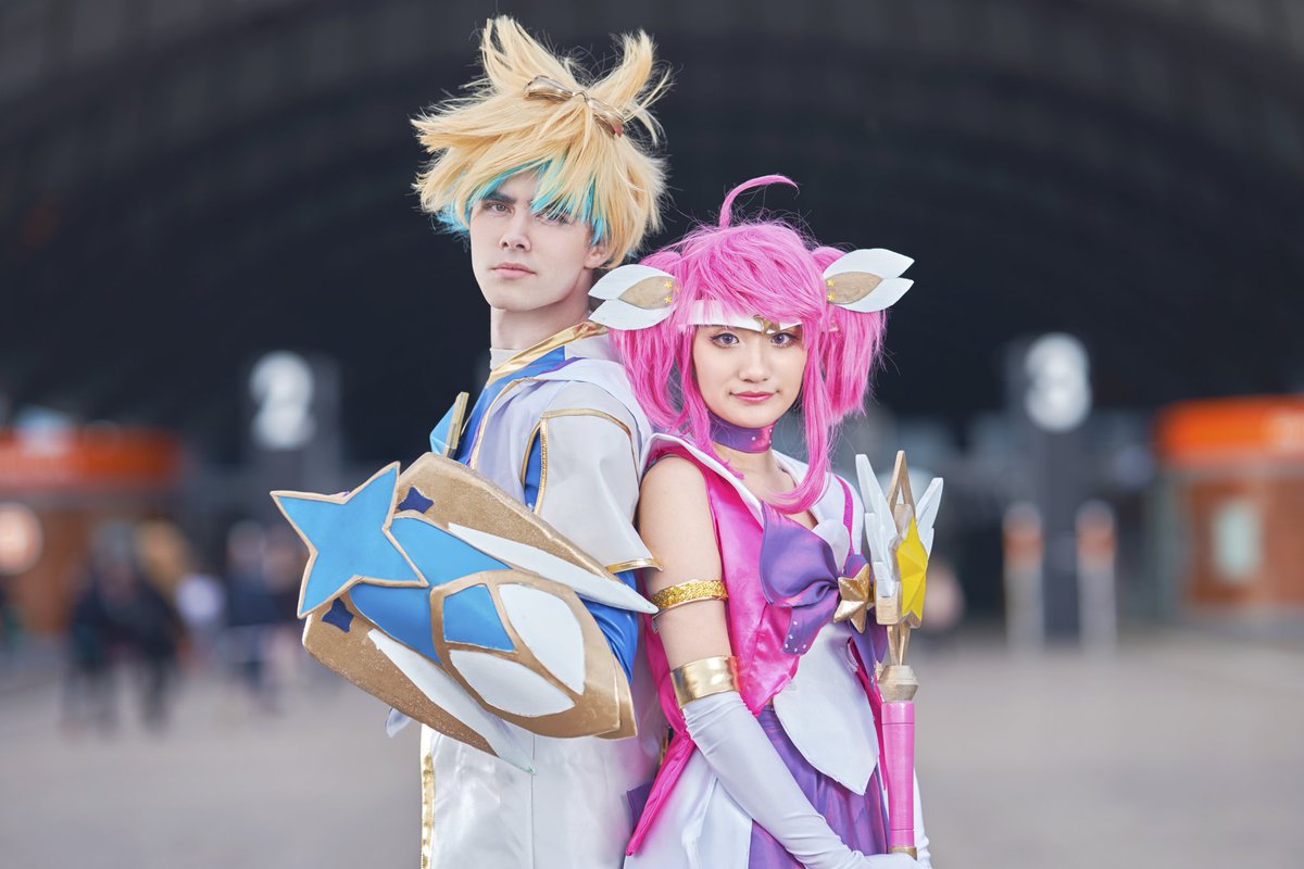 viviyeons's tweet photo. Hi it's me Paddy I'm a cosplayer from Australia! I've been cosplaying for 4 years (this year has been really slow😭) and love to cosplay League and FGO 💙 
#CosplayersUnder1k
#cosplayersunder500
📸: 
1 and 2: Lumina Lightworks
3: @get_gisted 
4: @ByteSizePhotos https://t.co/1baMbp5egC