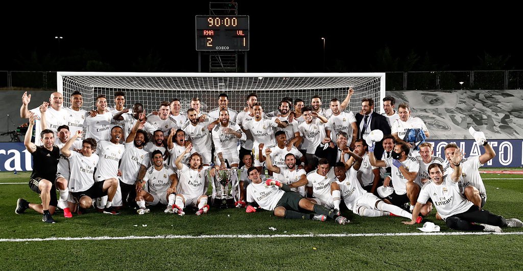 Pika4SR4's tweet photo. Equipazo, si ellos quieren pueden,  ni Mbappe,ni Neymar, ni tantos otros buenos jugadores que habrá,  si estas en el Real,puedes triunfar #halamadrid #34 #CampeonDeLiga https://t.co/R3CQeX5uym
