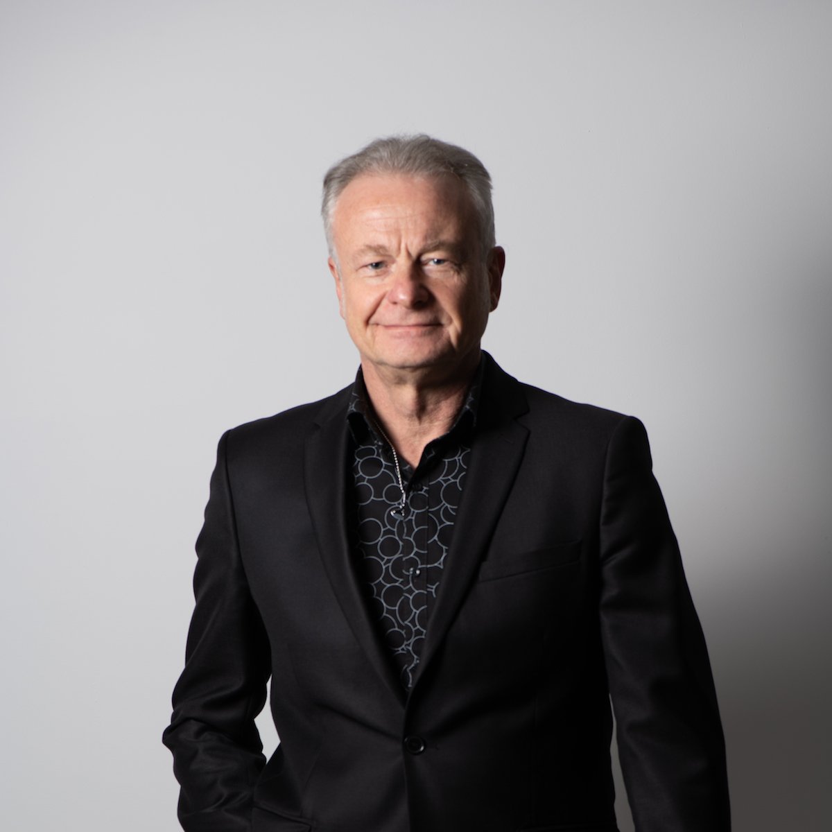 AgenceComDZ's tweet photo. La #crisesanitaire : un frein ⛔️ ou un boost⚡️ pour la #communication ? La réponse de Christophe Baldet, notre co-directeur et vice-président de l'@UCCGRANDSUD dans le magazine de @UPE_06, c'est par ici 👉🏻  https://t.co/0GHeQxwl59
#comdz #agenceconseil #upe06 #uccgrandsud https://t.co/MRuqGjPmga