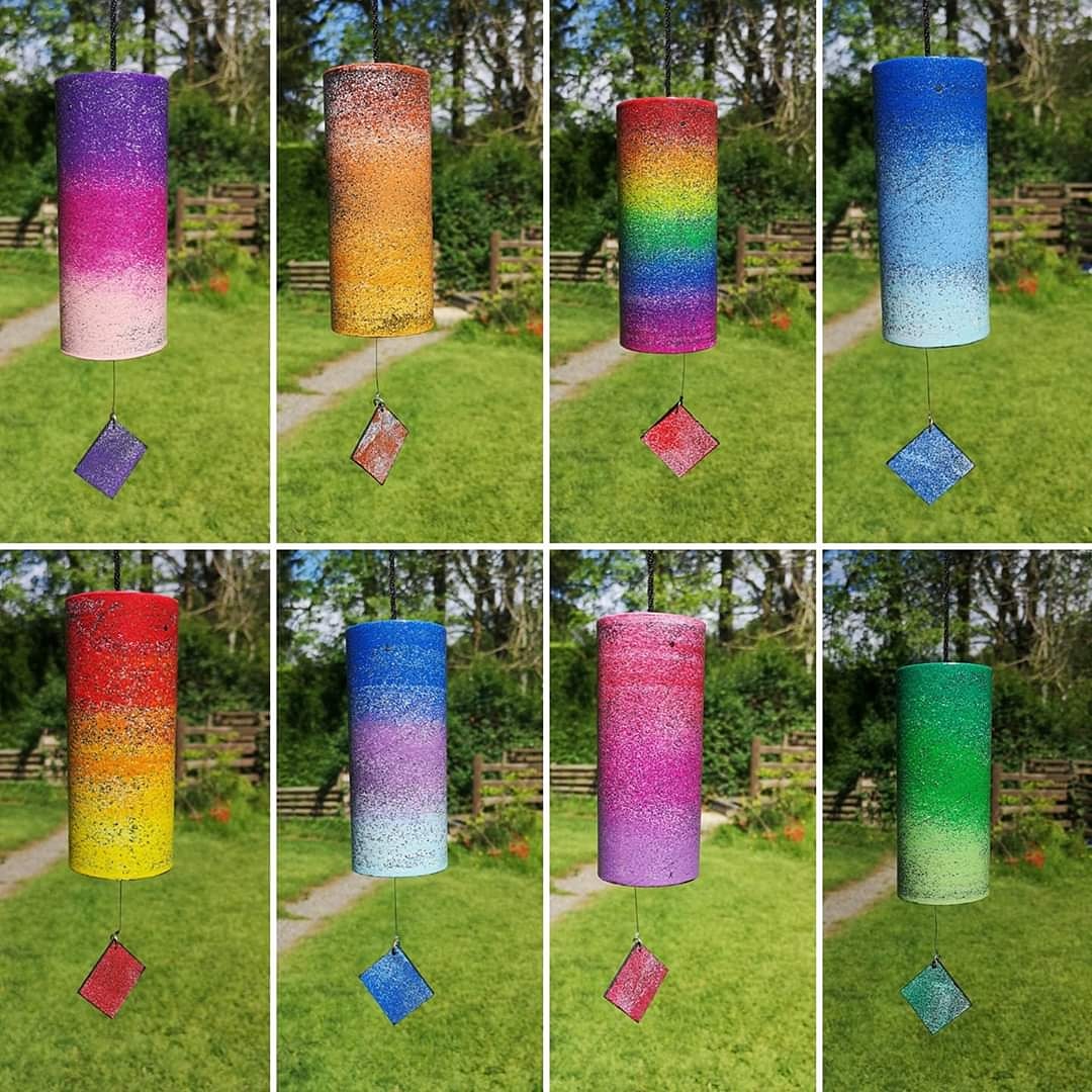 SatoriDesigns's tweet photo. These wind chimes have been lovingly crafted by ourselves, in an ancient wooded valley in mid Wales for over 30 years!

14 colour ways to choose from... 
https://t.co/x81EHrW80D

#windchime #handmade #hayonwye #windchimes #colour https://t.co/fIhC3h16fp