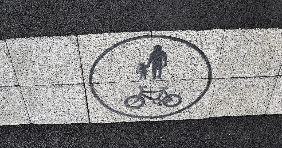 BCP Council (@bcpcouncil) on Twitter photo We've received over 1000 ideas on social distancing improvements for people walking and cycling in Bournemouth, Christchurch and Poole🚶🏿♂️🚲 
Do you have an idea you'd like to share with us? Let us know here👉🏼orlo.uk/t9jbw We've received over 1000 ideas on social distancing improvements for people walking and cycling in Bournemouth, Christchurch and Poole🚶🏿♂️🚲 
Do you have an idea you'd like to share with us? Let us know here👉🏼orlo.uk/t9jbw