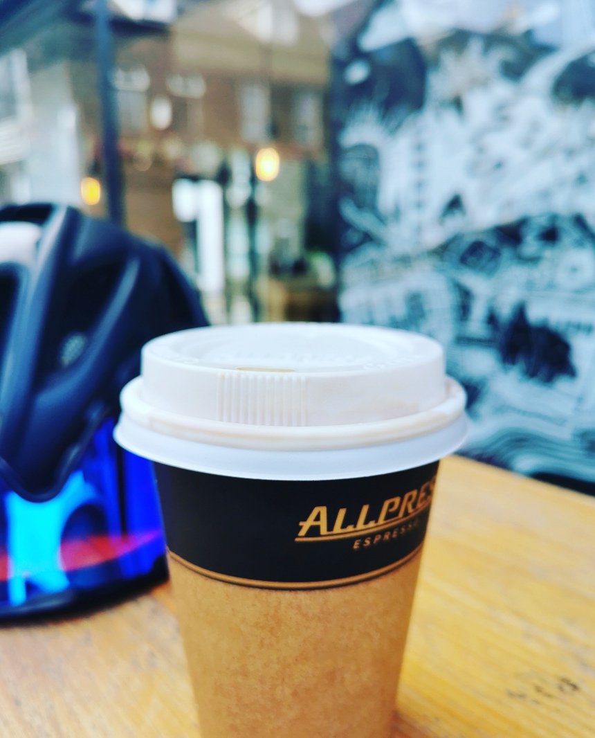 ZoeWestermanBLB's tweet photo. Perfect pre work coffee spin this morning. Beaut skies, beaut coffee, beaut company #wfoc #beyoubybike #yorkshirecycling https://t.co/58gr8i5bTh