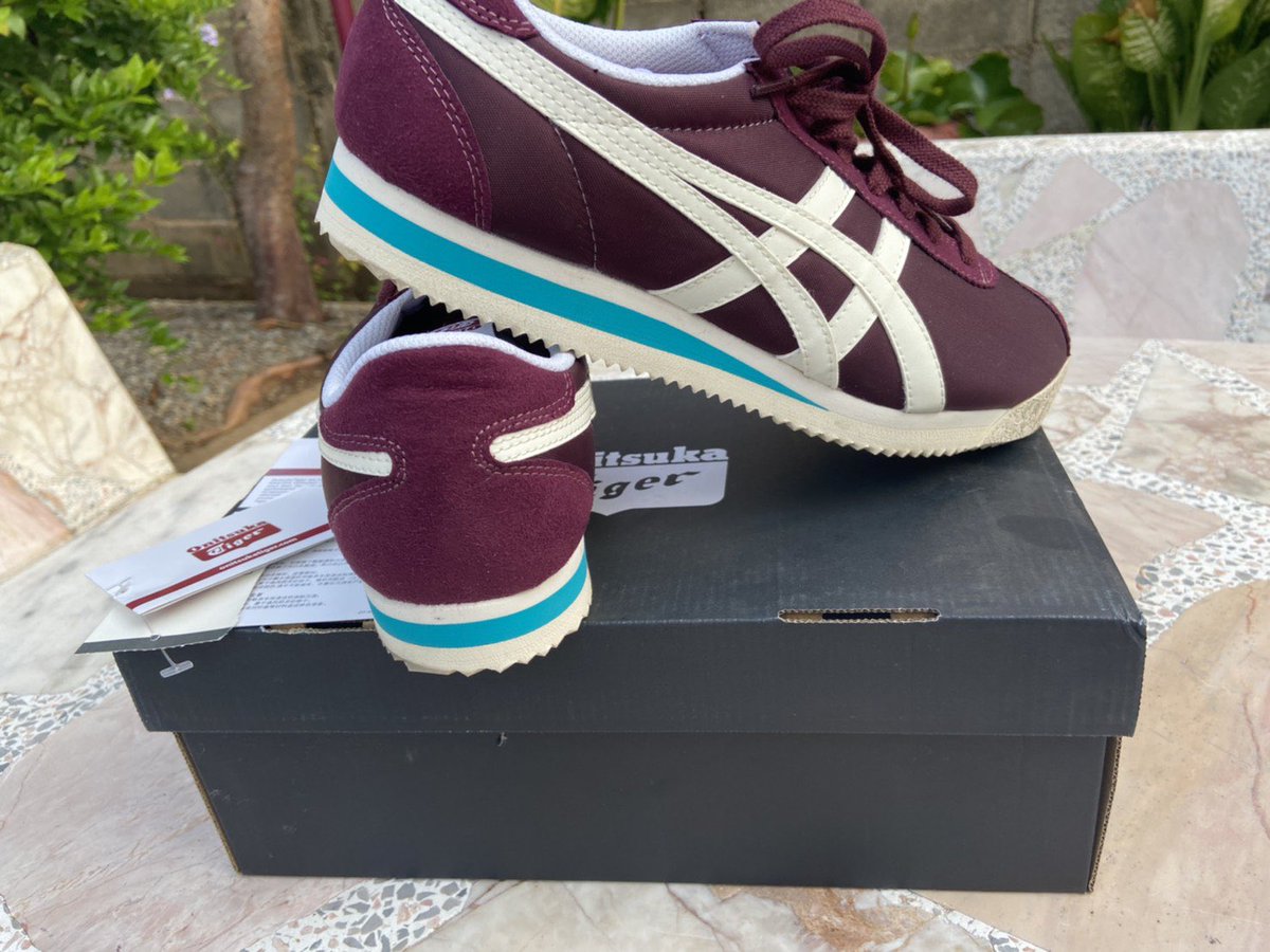 mean309ss's tweet photo. ฝากขายค่าา รองเท้า Onitsuka Tiger ของแท้💯 ไซส์ 41.5 ใส่ไปครั้งเดียว สภาพ 99% ขาย 1,500 บาท ขอดูรูปเพิ่มเติมได้ #รองเท้ามือสอง #รองเท้ามือสองของแท้ #onitsukatiger #รองเท้ามือสองสภาพดี #รองเท้าผ้าใบมือสอง #รองเท้า #รองเท้าOnitsukatiger https://t.co/UezDaEehD0