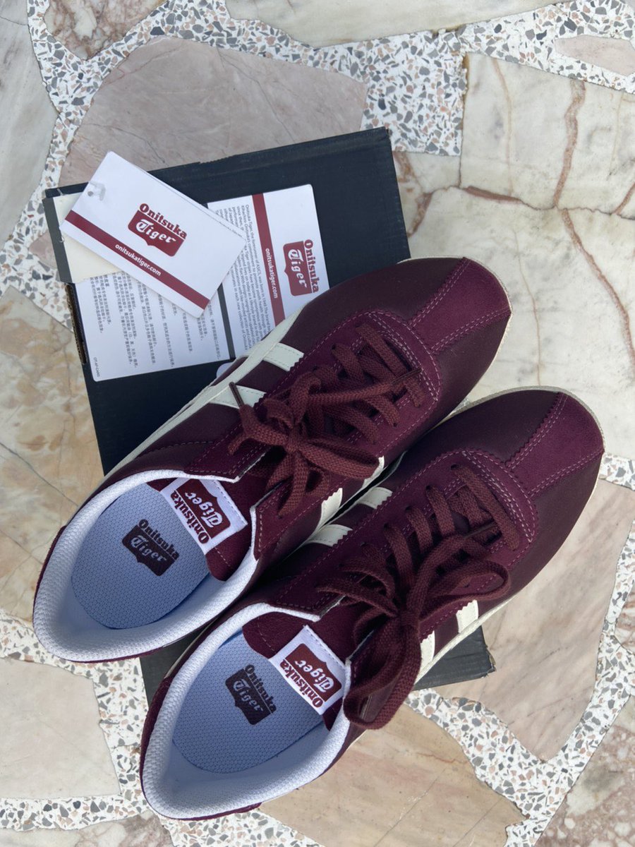 mean309ss's tweet photo. ฝากขายค่าา รองเท้า Onitsuka Tiger ของแท้💯 ไซส์ 41.5 ใส่ไปครั้งเดียว สภาพ 99% ขาย 1,500 บาท ขอดูรูปเพิ่มเติมได้ #รองเท้ามือสอง #รองเท้ามือสองของแท้ #onitsukatiger #รองเท้ามือสองสภาพดี #รองเท้าผ้าใบมือสอง #รองเท้า #รองเท้าOnitsukatiger https://t.co/UezDaEehD0