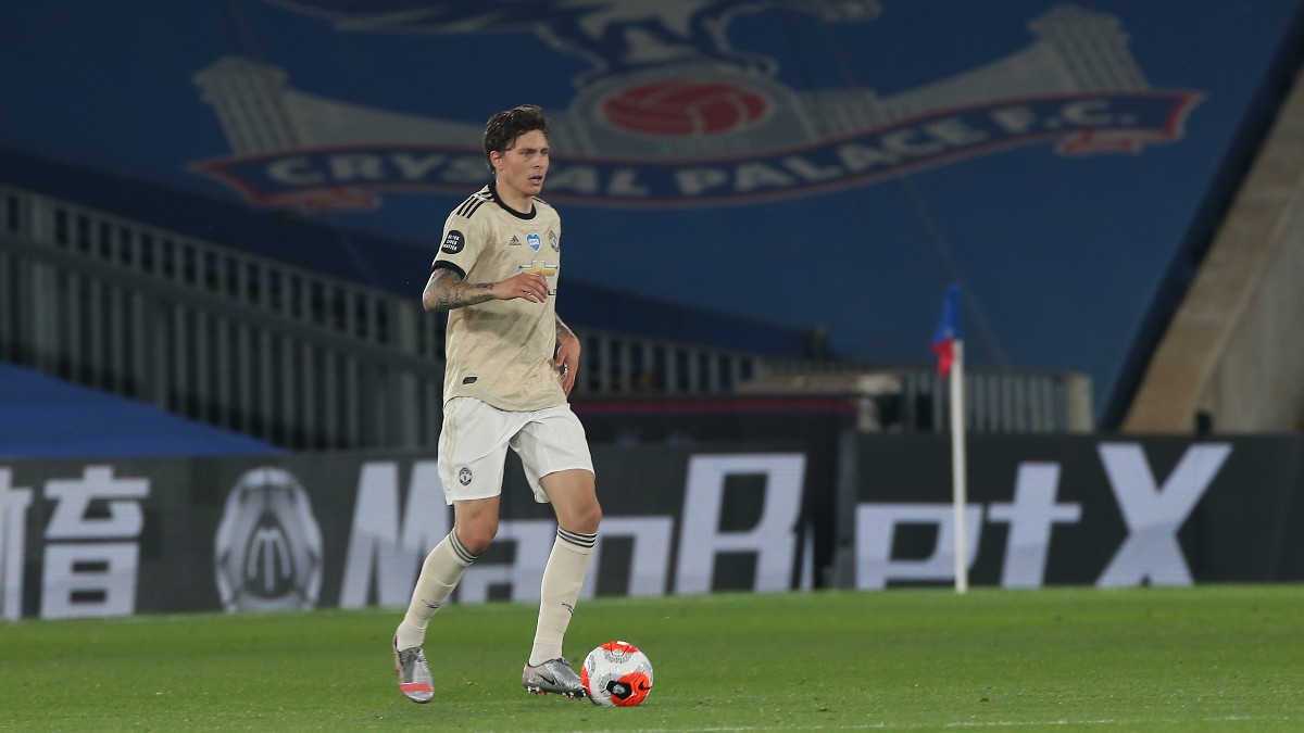 ManUtd's tweet image. Victor Lindelof Appreciation Tweet 👏