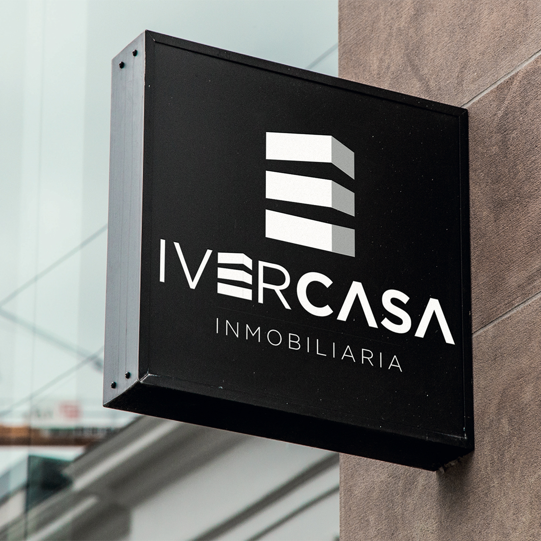 B2Publicidad's tweet photo. PROYECTO DE IDENTIDAD ● IVERCASA
⠀
Un imagotipo, es una marca formada por imagen y texto, que pueden funcionar por separado, como el que creamos para @IvercasaInmo 
⠀
#identidadcorporativa #identidadgráfica #diseñográfico #logotipos #logotipoinmobiiaria #imagotipo https://t.co/7QzlnJtvzR