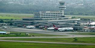 trendingistng's tweet photo. COVID-19: VIPs Flout Aviation Protocols
https://t.co/hQfm4CwREy https://t.co/lJZzHlfgHj