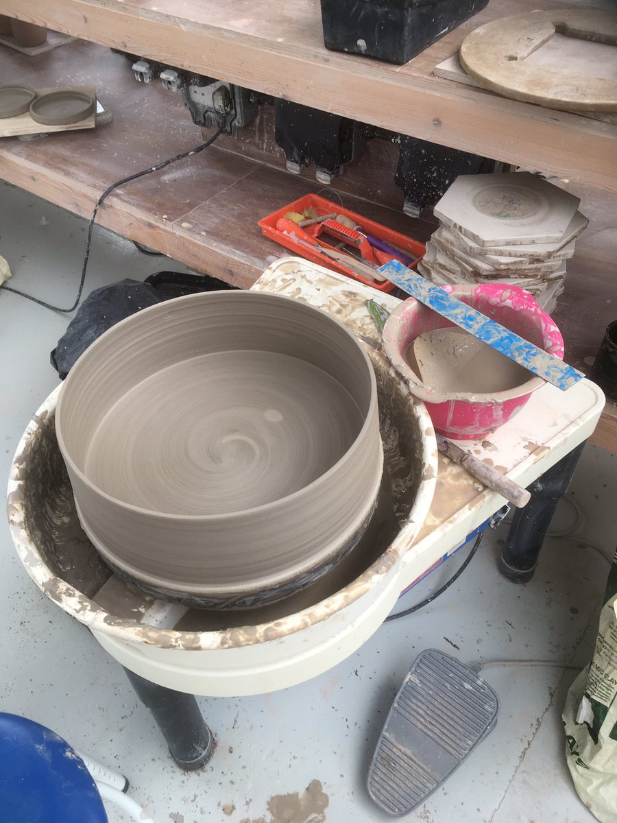 purple_pots's tweet photo. Oh dear I am aching this morning, blaming this beast!
#masala #dabba #spice #ceramics #madeinbritain #madeinlondon #buyhandmade #stoneware #wheelthrown #handmade #makersmovement #slowliving #kitchenware #functionalware #tableware #makers #clayhabitat #london #purplepots #E17 https://t.co/xcTnl25zcn