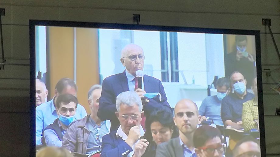 UDI64's tweet photo. Pays Basque : Jean-René Etchegaray (UDI) réélu sans opposition à la présidence de la Communauté du Pays Basque @UDI_off https://t.co/hhyH94Z6gs https://t.co/PEVjFz9RL7