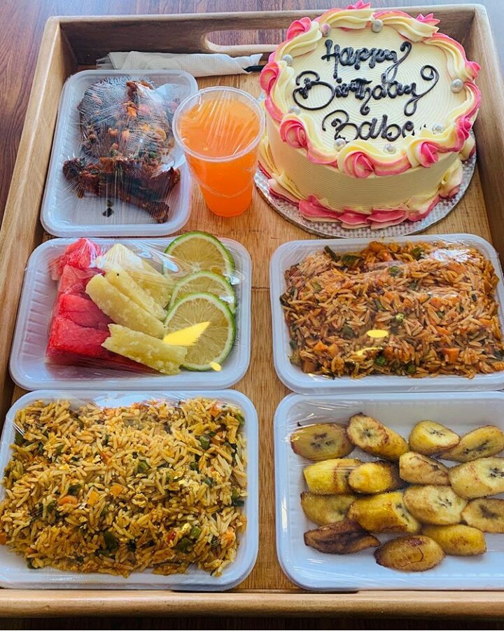 TEEKITCHEN2's tweet photo. Contact us for your food trays and surprise meals...we also have your breakfast,lunch and dinner... DM for any of these😍😍 
@AKURECITY @AkureHowFar @Michael9961 https://t.co/kpkd7oDcyk