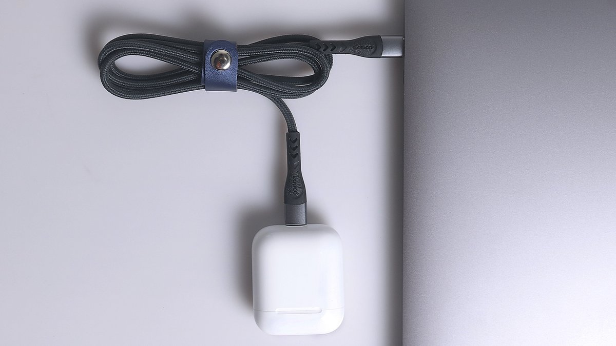 LaucoTech's tweet photo. Nothing better than a fast charger cable when you are working——message us to get more details!

https://t.co/tSI2cb7Eyv https://t.co/w8TmlPrVbc