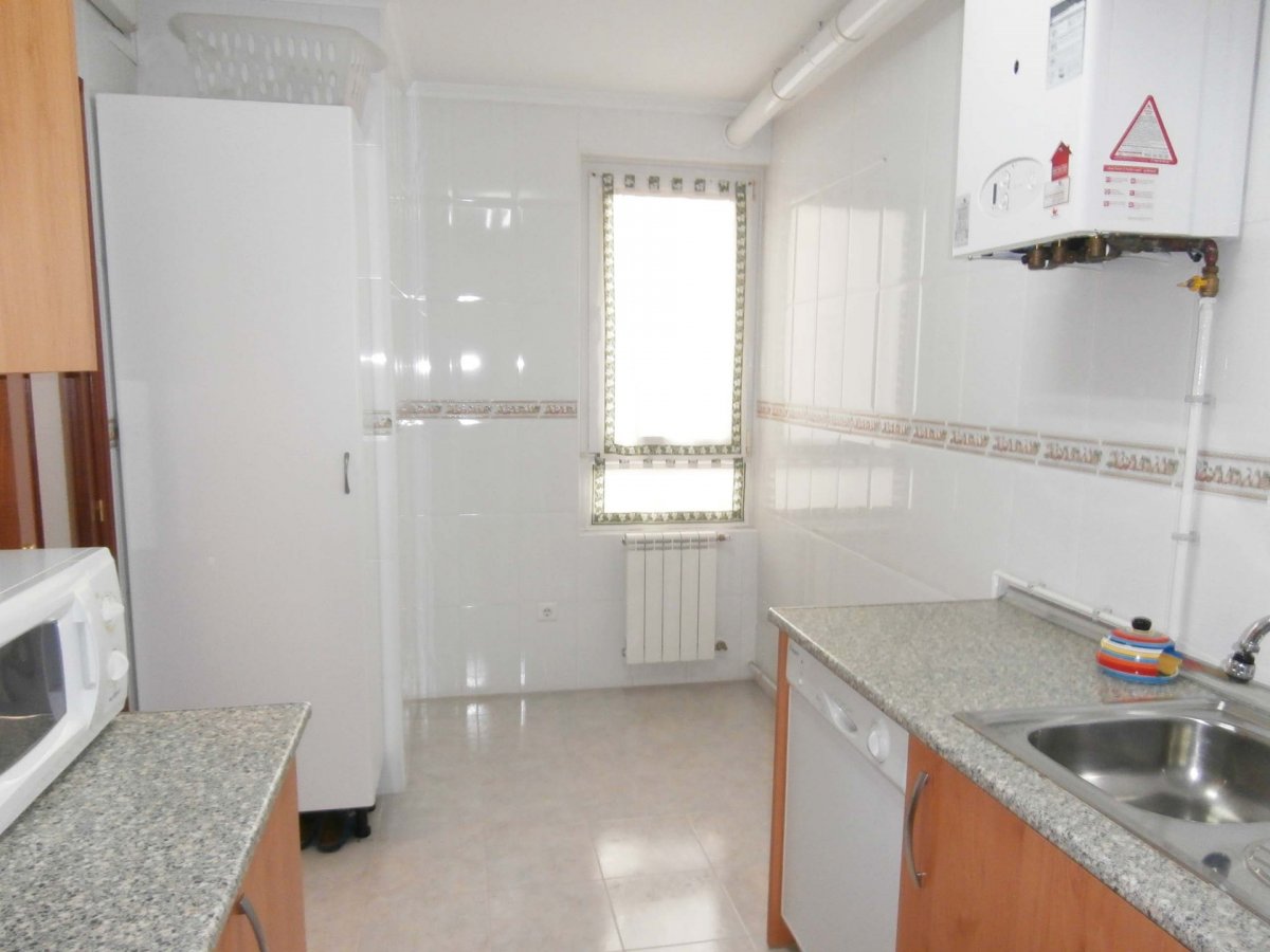 ibarrio's tweet photo. #Piso en #venta en #Cartes, #Cantabria

Ubicado en Santiago de Cartes
Superficie: 79m2
Precio: 88.000€

2🛏1🛁
Ascensor+Garaje+ Calefacción

#InmobiliariaBarrio
☎️ 942 881 331

https://t.co/SmpOPFBYws  

#Casa #Santander #Torrelavega #Realestate #BienesRaices #Pisos https://t.co/zPBBSzpDku