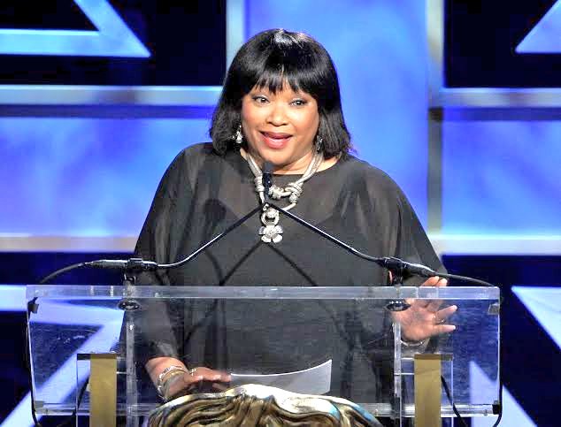 jozifm's tweet photo. Ambassador & anti-apartheid activist Zindzi Mandela has been laid to rest today. She was buried next to her mother Winnie Madikizela-Mandela at the Fourways Memorial Park. She passed away earlier this week and, it was later confirmed that she was Covid-19 positive. #RipZindzi M.M https://t.co/NBOYrfplvZ