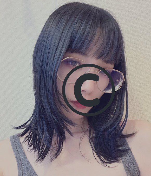 髪メンテをしまして青に戻りました?軽く梳いて刈り上げ復活してもらったからいつ暑さが来ても大丈夫✌️毎度お馴染み中目黒enneのacoさんありがとう〜!!QOL爆上げや?? 
