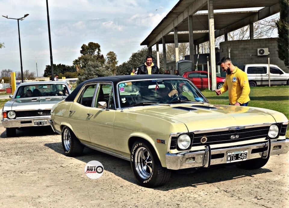 AutoEncuentro's tweet photo. Postales de la Caravana por los 50 años de Chevy! 
Aquel día tuvimos el gusto de viajar en una de estas máquinas y vivir la caravana desde adentro! Si queres ver el programa visita nuestro canal de YouTube: #AutoEncuentro🔥 https://t.co/CapBStDvg0