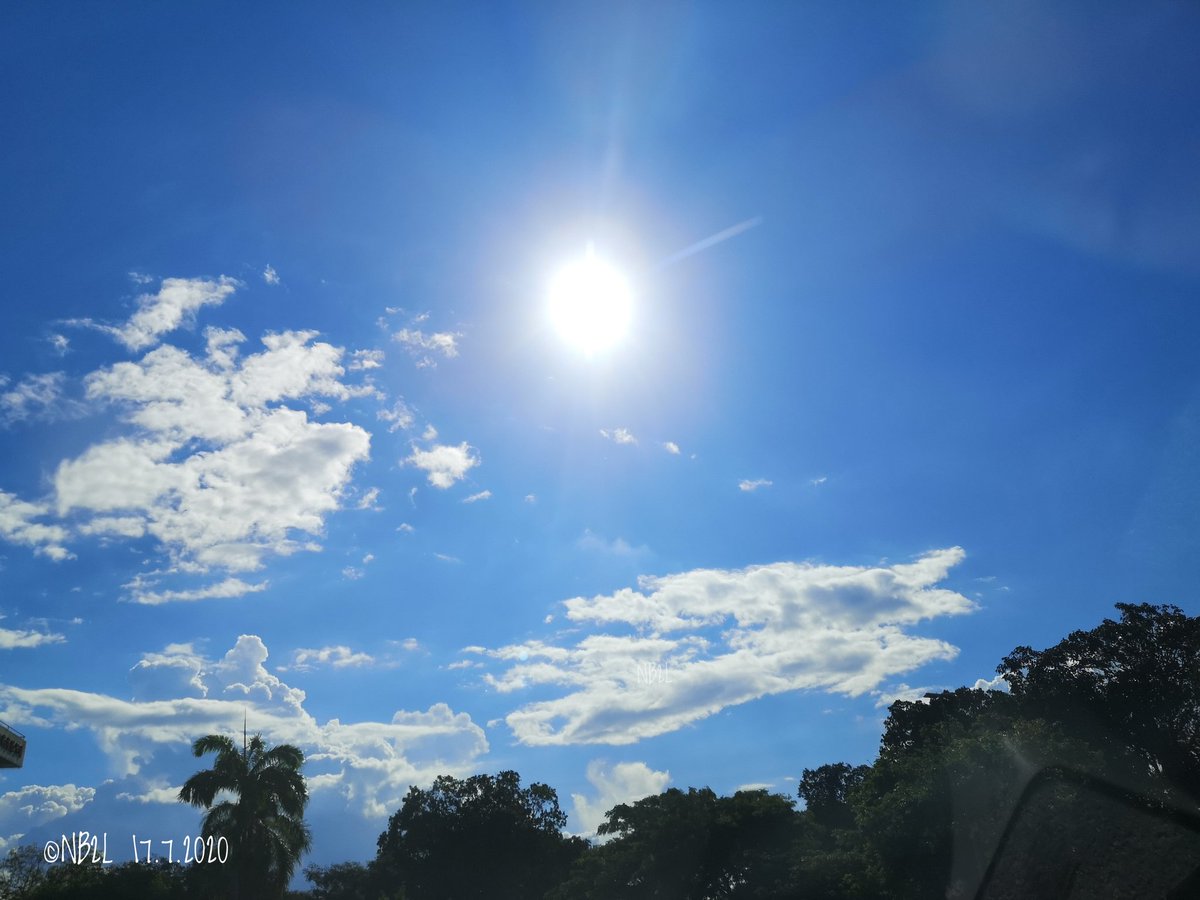 ChelH8's tweet photo. The sky right now!
🥰💙💕😍
#ttskygallery
#mycloudstory
#sky #clouds
#PhotographyIsArt
#photographyislife #photographervillagers https://t.co/ymlvn1ttZK https://t.co/6ss8wXL9F4