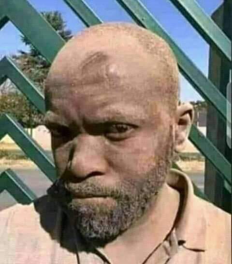 SMukangai's tweet photo. Man in Voi rewarded with Ksh 200 after recovering his Landlord's wallet that fell into a pit latrine. The wallet had Ksh 27,800. [Copied] 
#BuildingBackABetterKE https://t.co/nev5JUnj9j