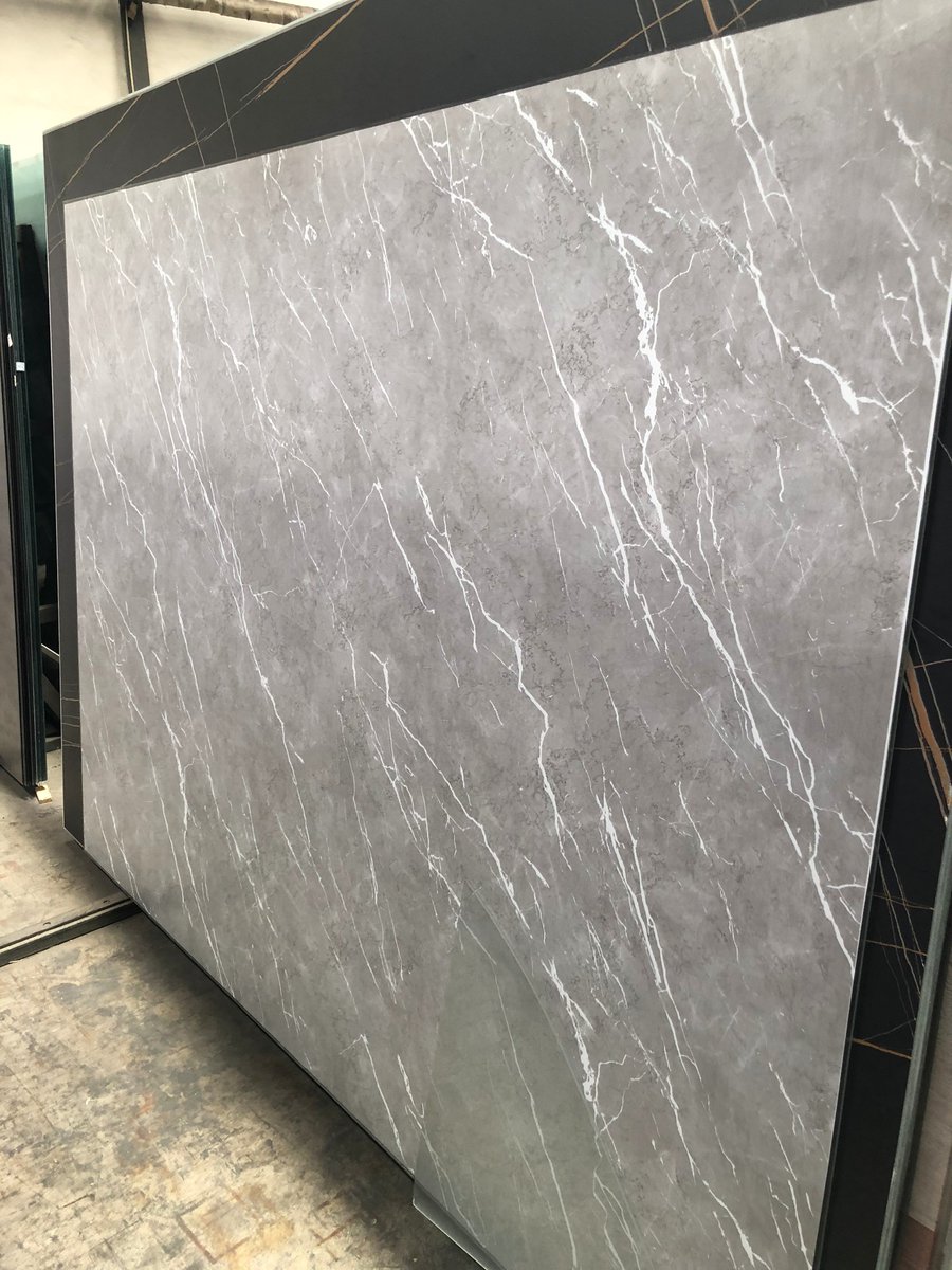 SunnyZong12's tweet photo. Enamelled Glass Big Panel
whatsapp:+8619931917735.
#marbleglass #enamelledglass #glassfurniture #modernfurniture #modernkitchen #cabinetdoor #glasssplashback #glasstabletop #countertop #wardrobedoor #commercialfitout #glasspartition #commercialcontractors #glasswalls #glassfacade https://t.co/yb5WfYj9b9