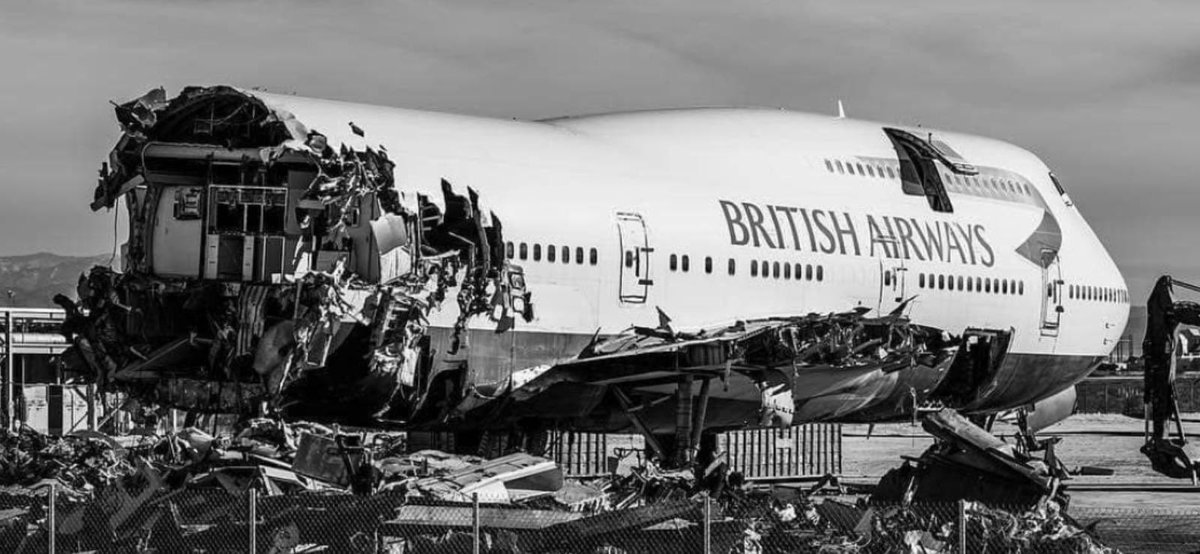 Jasperasper's tweet photo. It appears #BritishAirways wants to rid itself of any legacy! Crew included !! #fireandrehire #NationalDisgrace #backinthehold #Handbacktheflag #747farewell https://t.co/75aJXfTLWr