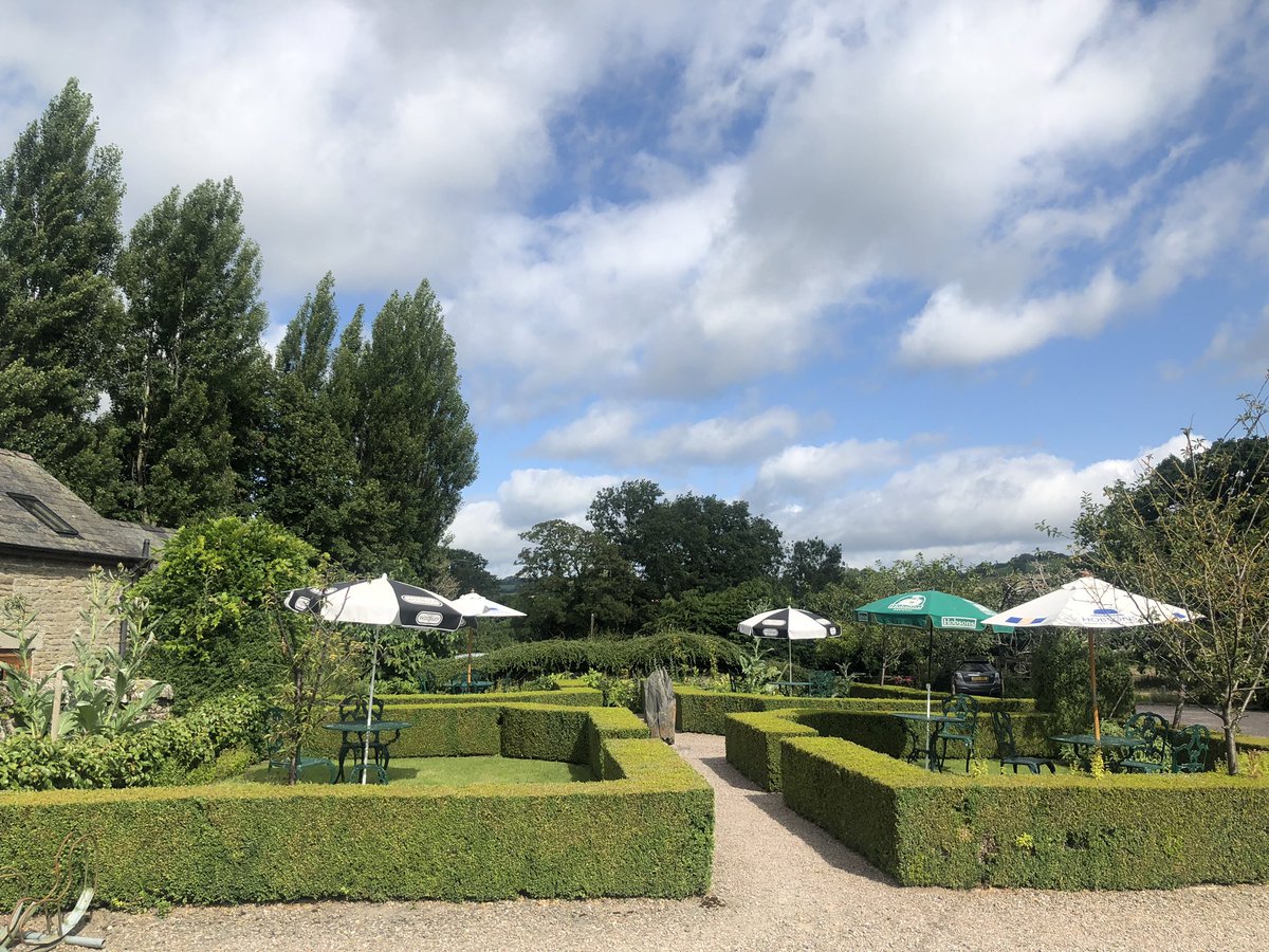 OldVicTitley's tweet image. Another glorious day in Titley and tables are still available for lunch and dinner!