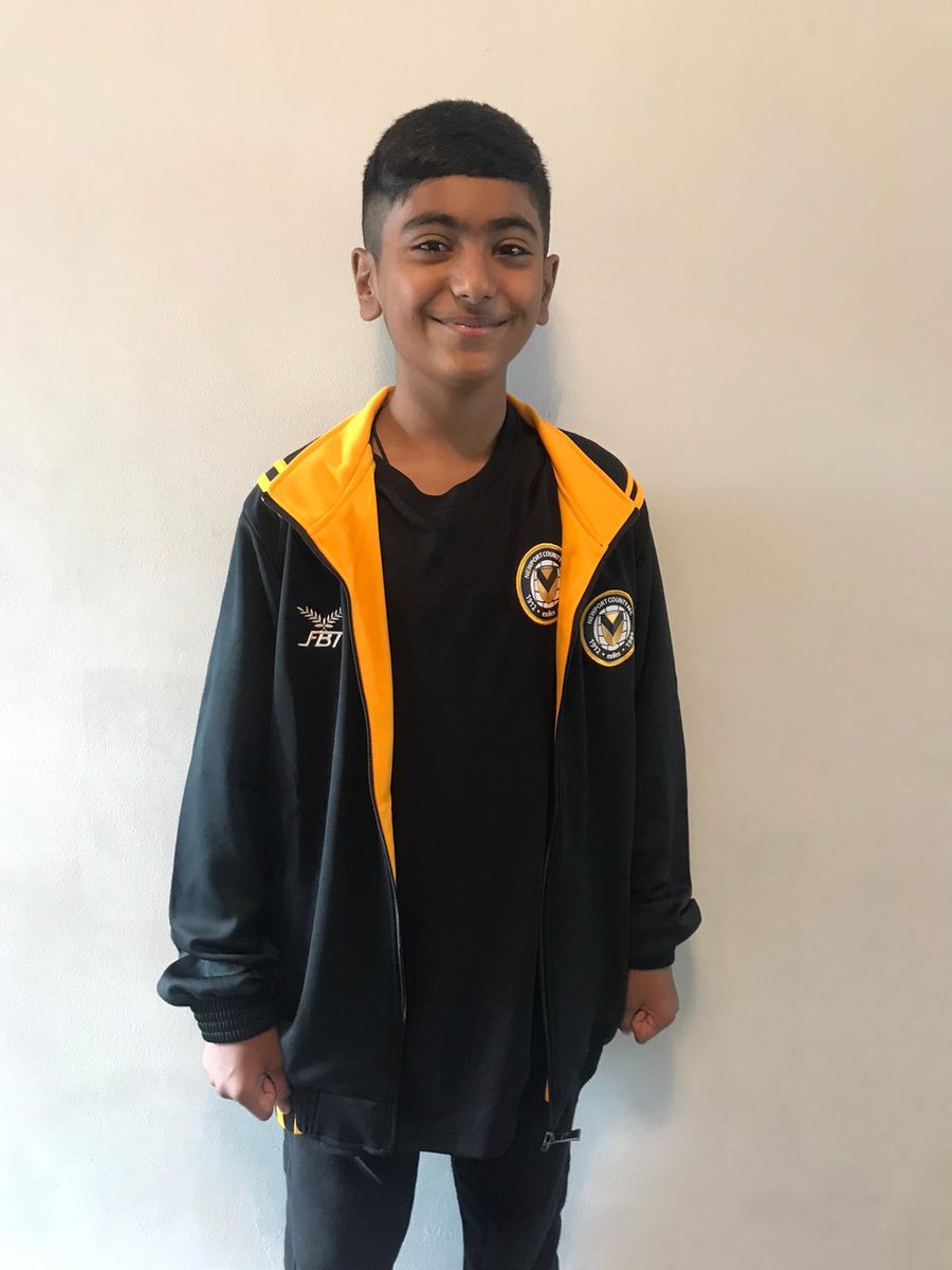 ExilesTogether's tweet photo. It brings us great pleasure to share more happy faces in the community, all thanks to @CountyCommunity & @NewportCounty for more kind contributions that have been distributed out. #AmberArmy #CountyAsOne #HappyFaces https://t.co/ytDRONJUE3