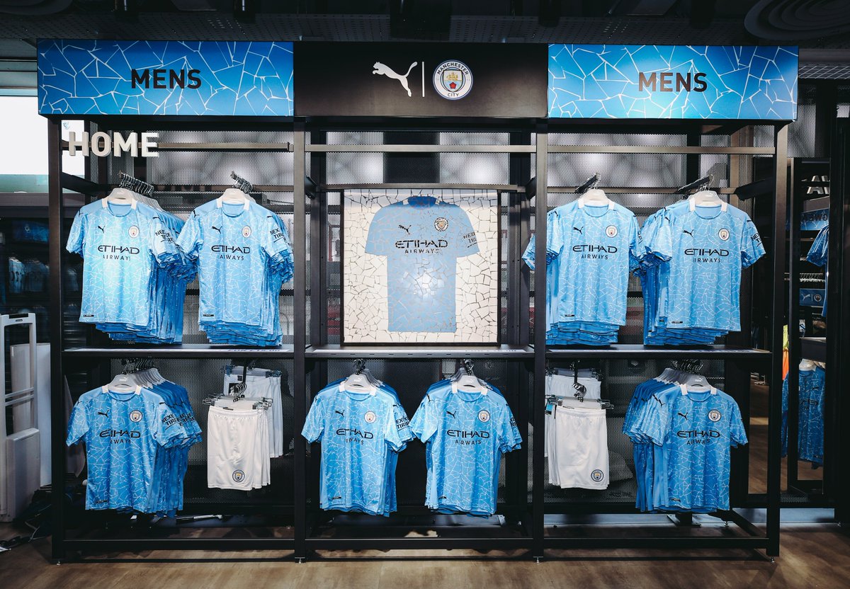 Snel nerveus worden Iets Manchester City on Twitter: "The Club Store is now open from 10am-4pm  Sunday-Thursday and 10am-6pm on Friday and Saturday!! 💙 Head down now to  get your hands on next seasons home shirt!