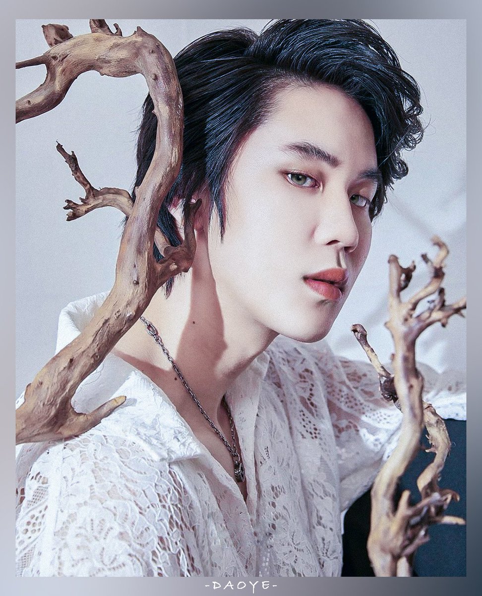 _DaoYe_'s tweet photo. Vampire Aristocrat🍷

#BounPrem 
#บุ๋นเปรม
#bb0un #prem_space https://t.co/QvDNSibjTY