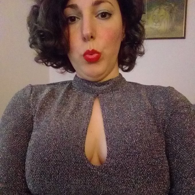Bon dia I'm live Estoy conectada https://t.co/nm643FEDCM #kisses #xxxcams https://t.co/f6dQz9qYTM<a href="/tag/kisses"class="tags">#kisses</a><a href="/tag/xxxcams"class="tags"><span>#xxxcams</span></a>