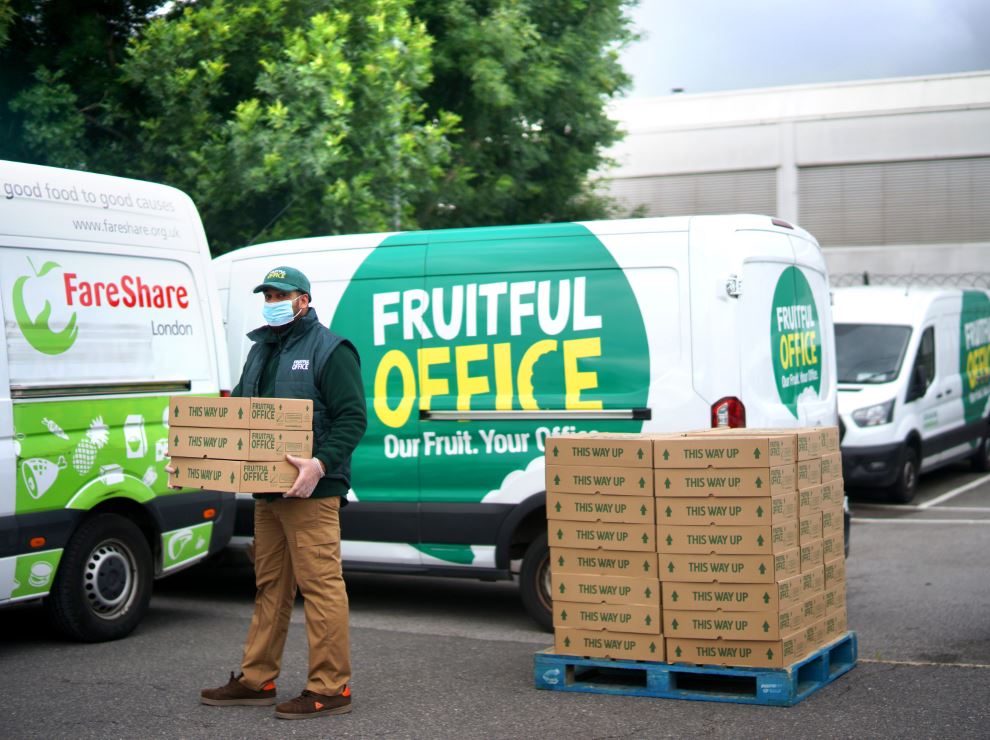 We have recently added two care homes and @FareShareUK, a charity who fight hunger, to our weekly fruit donation scheme. Thank you to our clients who continue to support us by donating their weekly fruit deliveries 🙏 #thankyou #fruitfuloffice