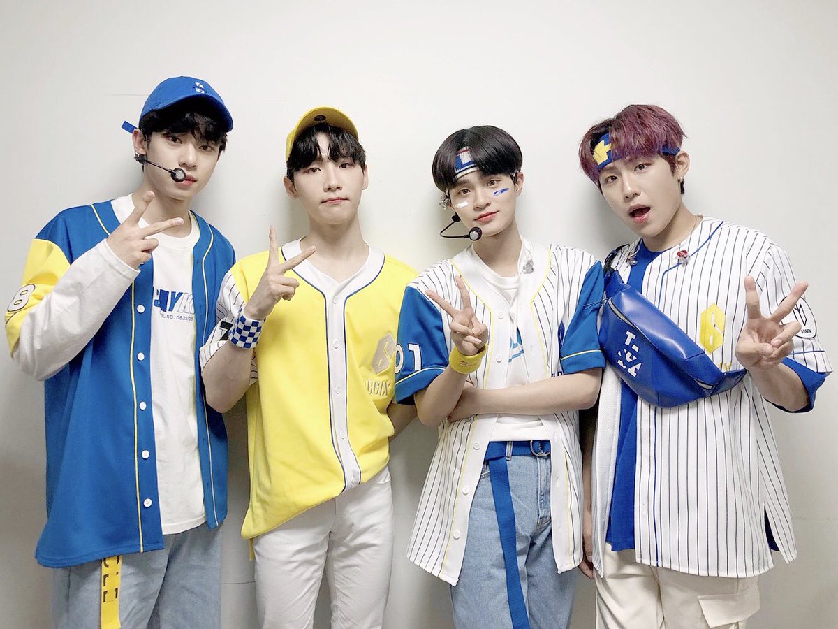 AB6IX's tweet photo. ❤️예삐들❤️ ABNEW가 야구복식스 기다리고 기다린 거 어떻게 알았죠⁉️ 어떻게 알고 이렇게 완벽하게 소화했는지 답을 줘😭‼️

#AB6IX #VIVID #답을줘 #에이비식스 #전웅 #김동현 #박우진 #이대휘 #브랜뉴뮤직 #BRANDNEWMUSIC https://t.co/rHGgTmqYoD