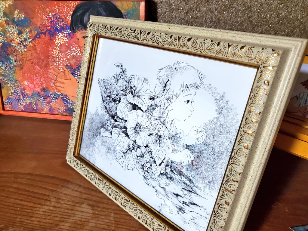 最近描いた作品、面白いことにどちらの絵でもおデコからエネルギーが放たれている 