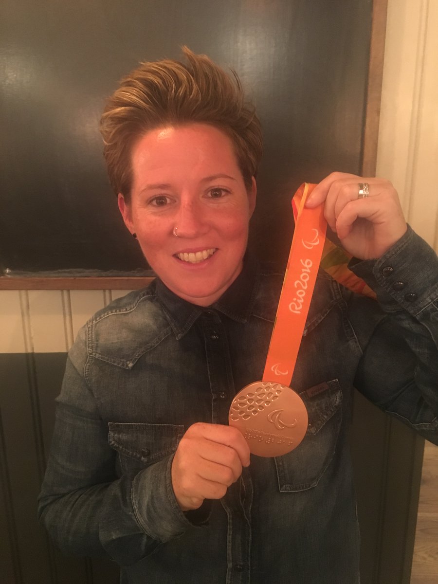 ExerciseSport's tweet photo. Meet Dr Emma Kavanagh-Senior Lecturer in Sport Psychology&amp; Coaching Sciences. Emma teaches Sport Psychology&amp; researches athlete wellbeing in high performance environments. Emma has worked with athletes, coaches&amp; organisations preparing for Olympic, Paralympic&amp;Commonwealth Games. https://t.co/CN9nieeKf7