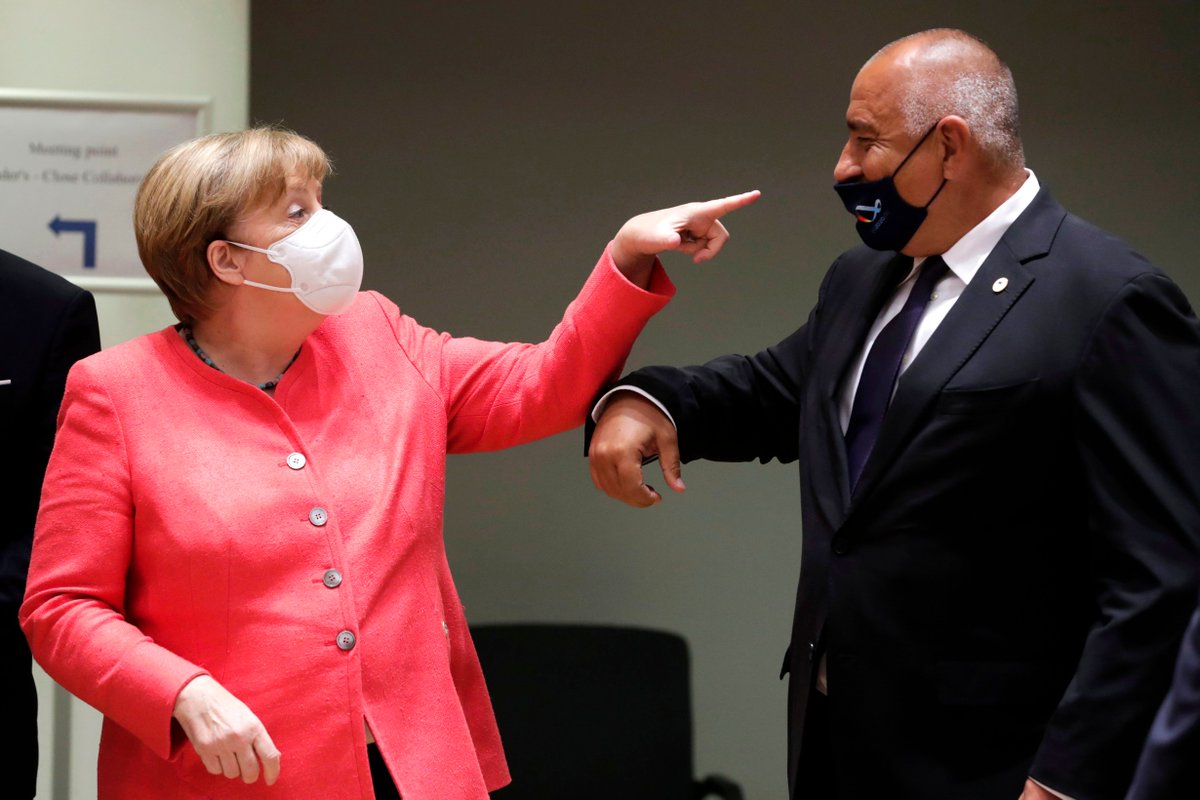 Caption this 📸 for us. What do you think Merkel's saying to Bulgaria's PM Boyko Borissov?  

Live #EUCO coverage here 👉 politi.co/2WrlWbk