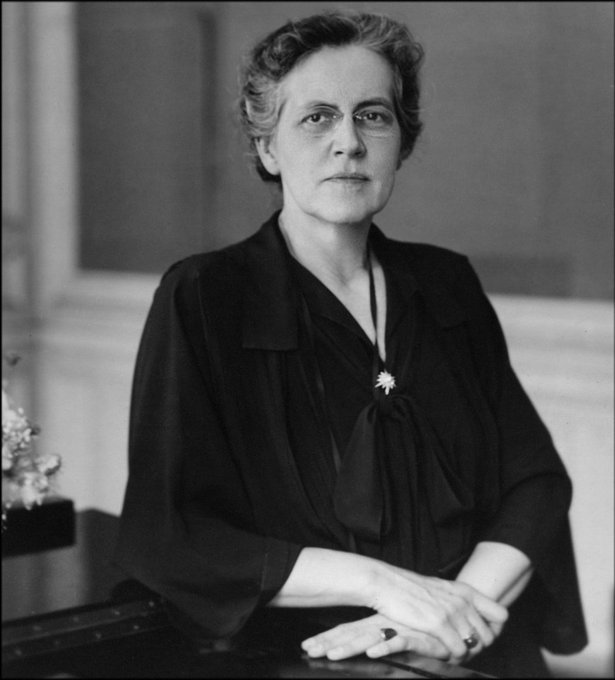 dark_shark's tweet photo. Nadia Boulanger: The Pioneering Woman Who Taught Philip Glass, Aaron Copland And A Generation Of American Composers https://t.co/Ydw5BFFSLh https://t.co/hwWM7CKkAj
