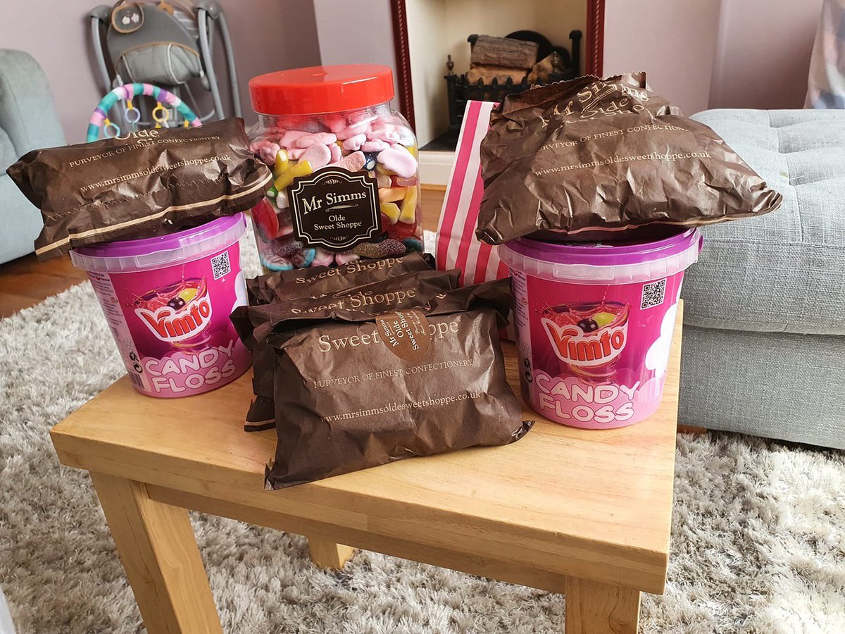 MrSimmsHornchurch tweet media