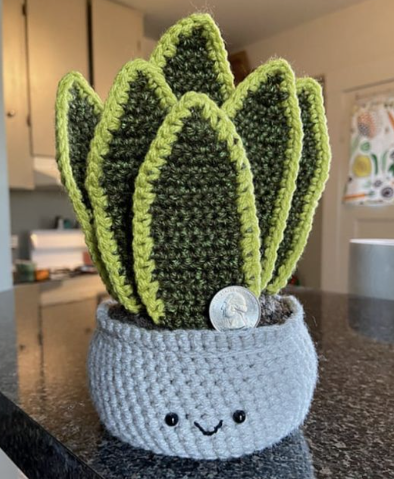 ButtonsandBow12's tweet photo. Is this not the cutest little crochet project???
Who wants to give it a try?
https://t.co/ytsRsSku3D
#ButtonsandBows #love #crochet #bryanston #family https://t.co/pBoGoEVbTG