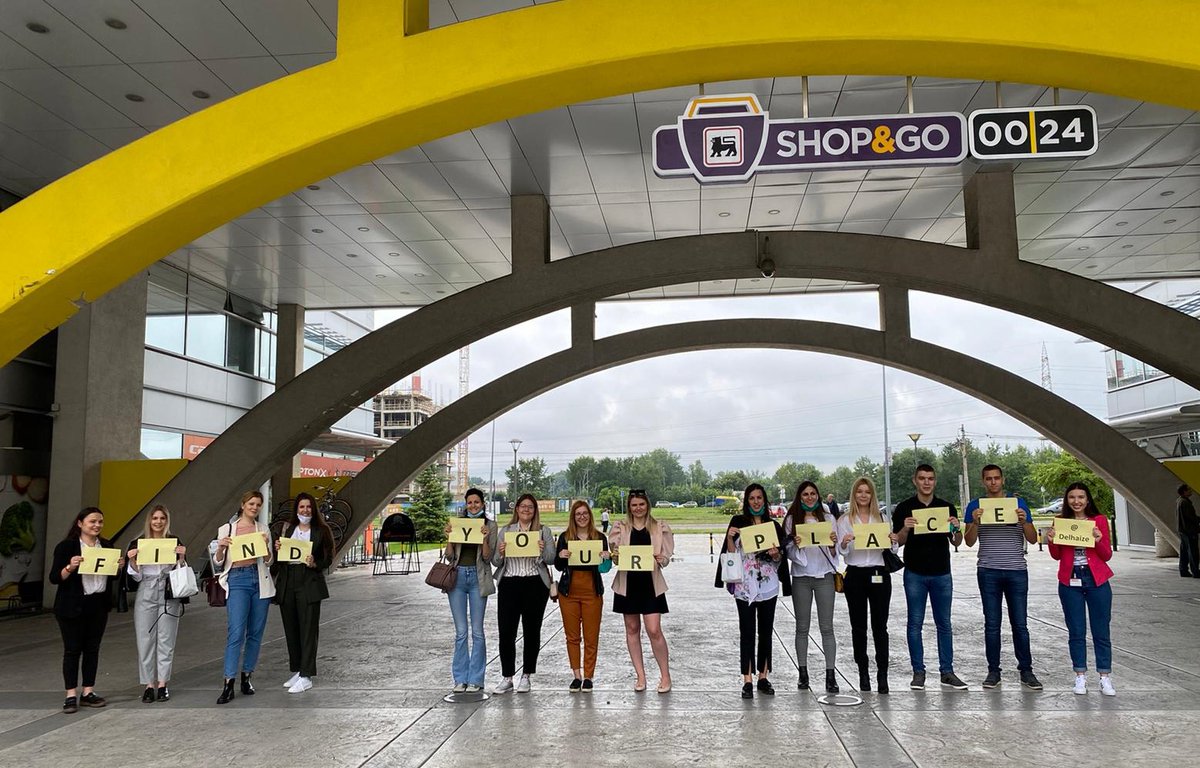 PregledMomo's tweet photo. Delez Srbija jedan od najpoželjnijih poslodavaca.... Više inf. na https://t.co/3rKA0ox2hv #delez #delezsrbija #delhaize #trgovina #poslodavac #prodaja #kompanija @RepresentCom @DelhaizeBelgium @DelhaizeNL #srbija #istrazivanje #razvoj #karijera #studenti #praksa https://t.co/LZoUEDsxrS