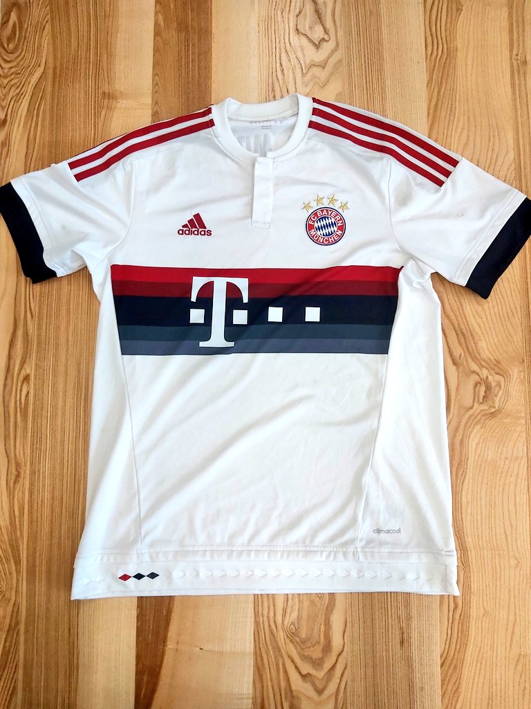 Thatfootballshirtguy tweet media