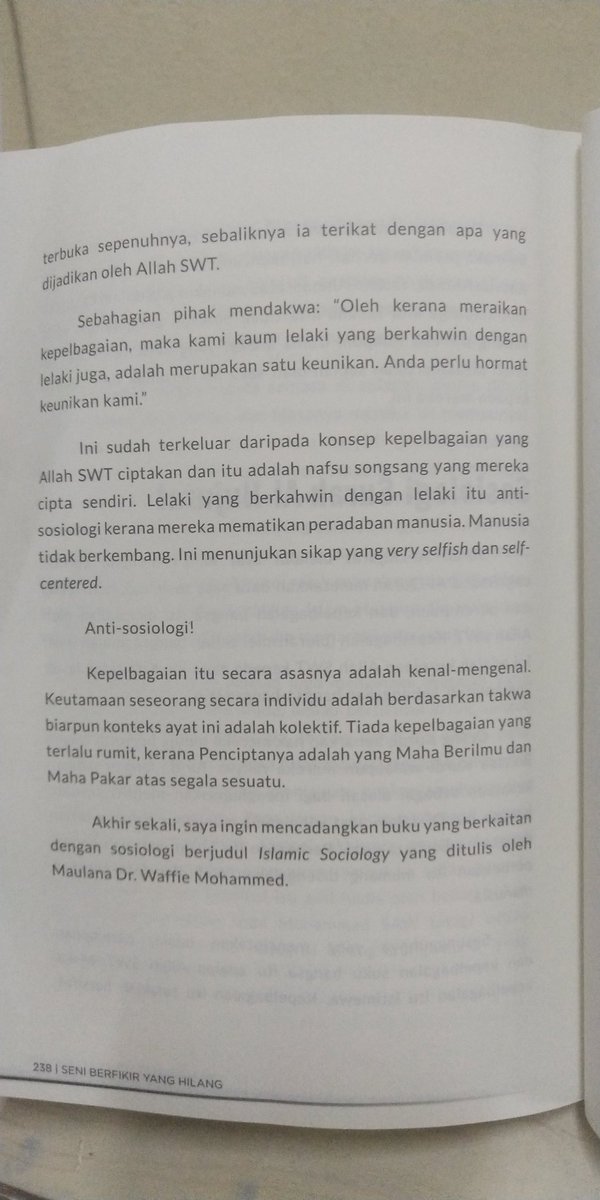 akhifairuz_'s tweet photo. Petikan di atas dari petikan buku Ustaz Hasrizal, Seni Berfikir Yang Hilang, m/s 238. https://t.co/M01128h4cw