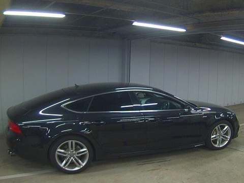 ferr_imports's tweet photo. 🔥🔥AUDI A7 SPORTBACK WITH S7 KIT🔥🔥
🇰🇪🇰🇪Enroute Mombasa🇰🇪🇰🇪
PRICE; Kes 3,800,000
Vessel Name; Leo leader
Contact 0799982215 for more info on its specs
#BuildingBackABetterKE #COVIDisRealKe #audiA7 https://t.co/xPfNfAflRd