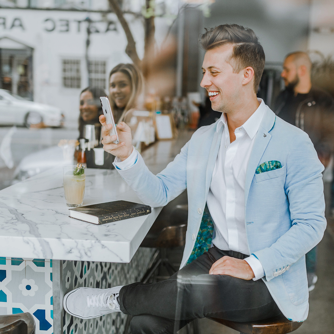 sealevelcomms's tweet photo. //CUSTOMER ADVOCACY// If your business has been on hiatus during lockdown, you may have spent that time rethinking your marketing strategy. This blog post details 8  top activities you can work on with your customers to get them selling on your behalf. https://t.co/wMRrrllox4 https://t.co/ivhZMtrxAy