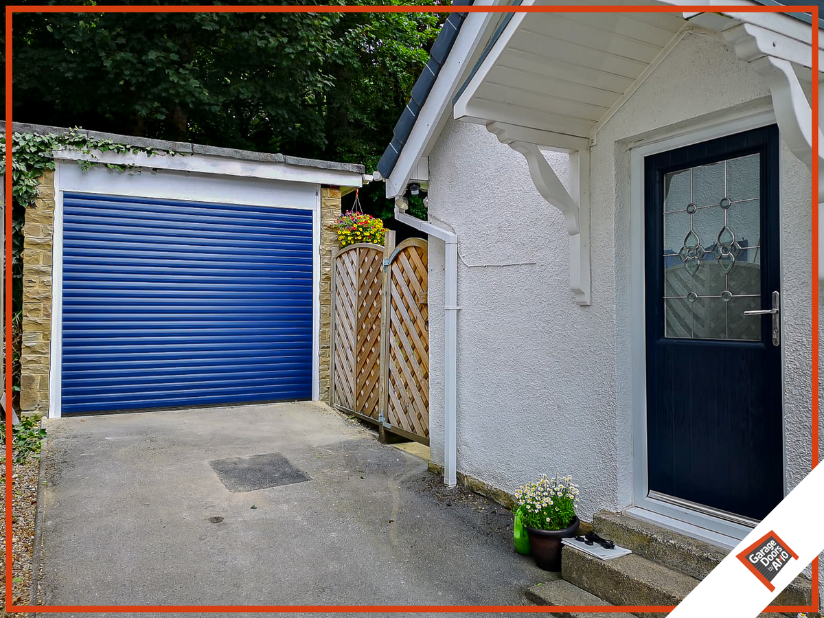 We've been doing another garage door replacement this week over in Bingley.

We installed all new white trims onto an existing stone building then finished it off with a beautiful blue roller shutter.

amotrade.co.uk

#GarageDoor #RollerDoors #HomeImprovement #Security