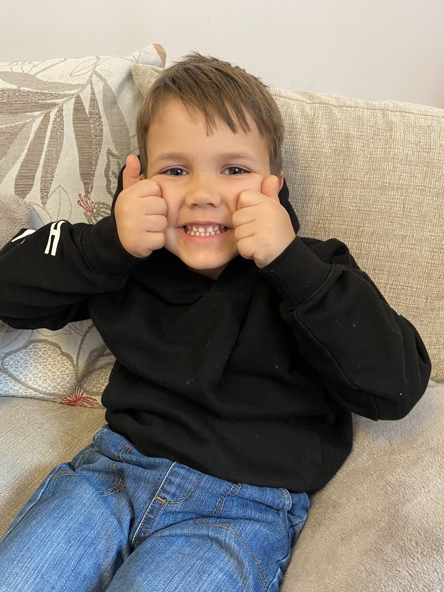 WilcockKara's tweet photo. First day and last day! It may not have been the reception year we expected but max has still had an absolute blast!  And I got to spend more time with him 👍👍 thank you miss Clarke for his amazing first year!! Enjoy your summer 🥂 @stanthonyeyfs https://t.co/gDkVba4UO0