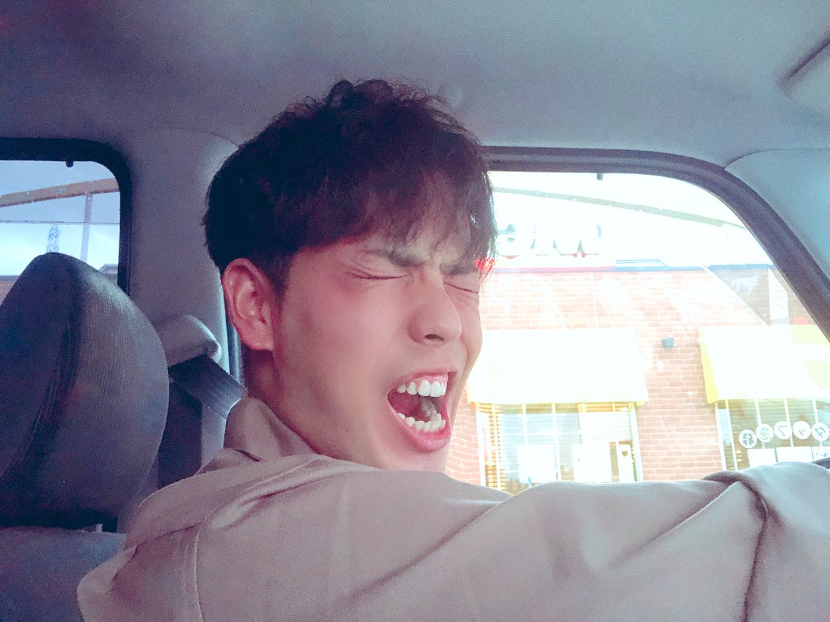 恐怖スポットに宿泊します うえの いけんのか Mistちゃんねる 心霊youtuber Jte A Twitter 今の僕の髪型は 木村さんに憧れ過ぎて ドライブスルーでちょいマックヘアー なのです マクドナルド 木村拓哉 キムタク Cm ドライブスルー で ちょい マック