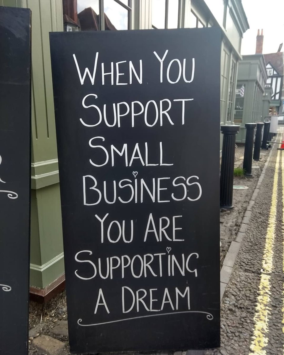 TheEscapeART1ST's tweet photo. Every time you see a small business, someone behind that made a brave decision https://t.co/xkKb0jIXZp