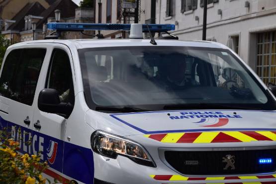 En bref - Un coup de feu retentit à Auxerre, un homme interpellé ivre au volant... Le point sur les faits divers dans l'Yonne.
lyonne.fr/auxerre-89000/…